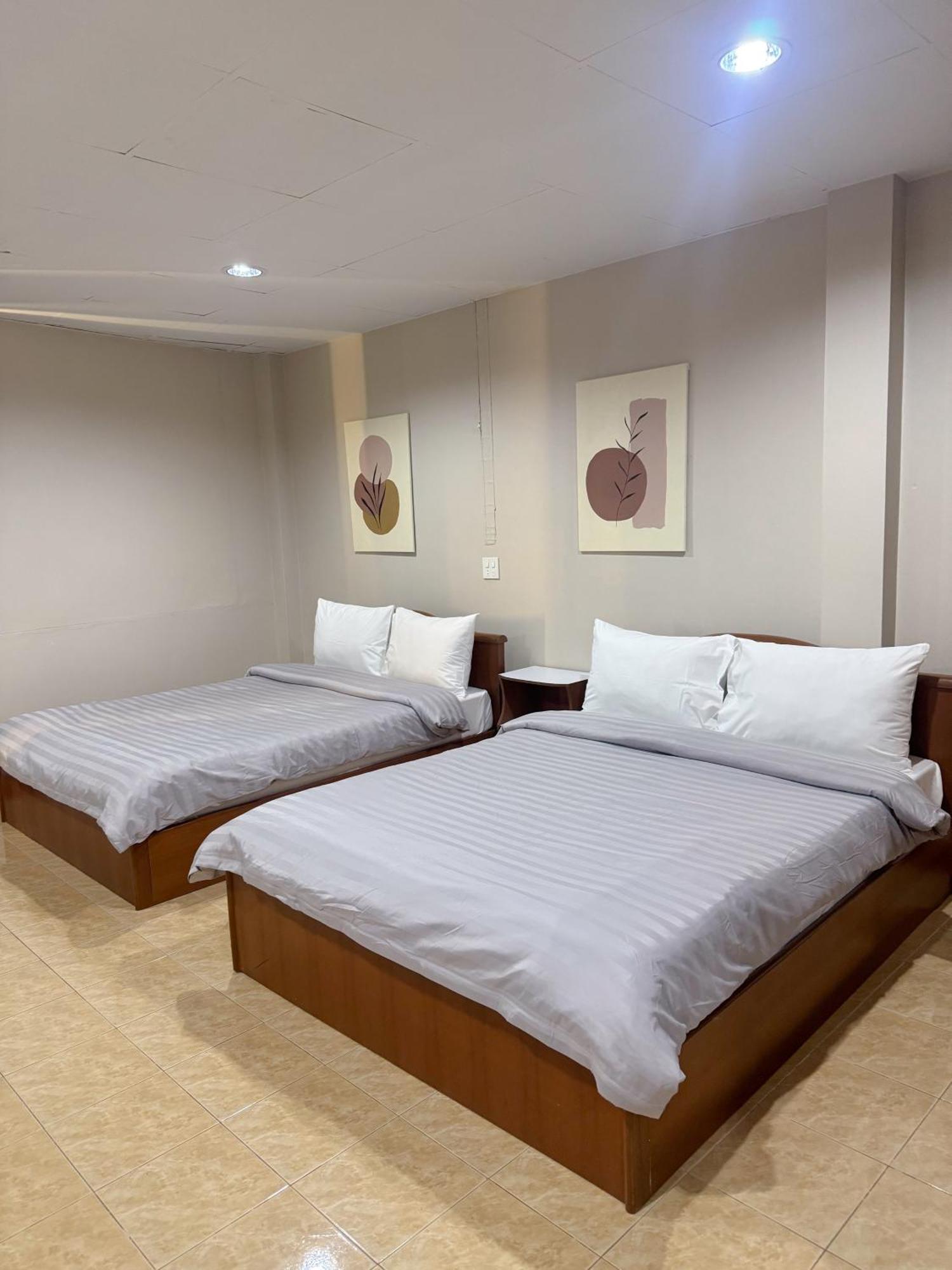 Tokyo Hotel Nakhon Ratchasima Ngoại thất bức ảnh