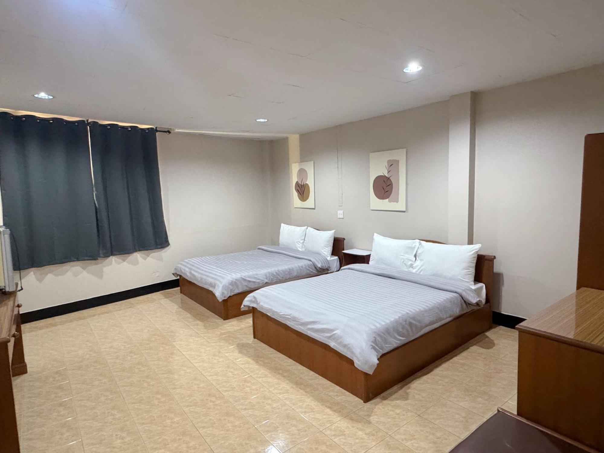 Tokyo Hotel Nakhon Ratchasima Ngoại thất bức ảnh