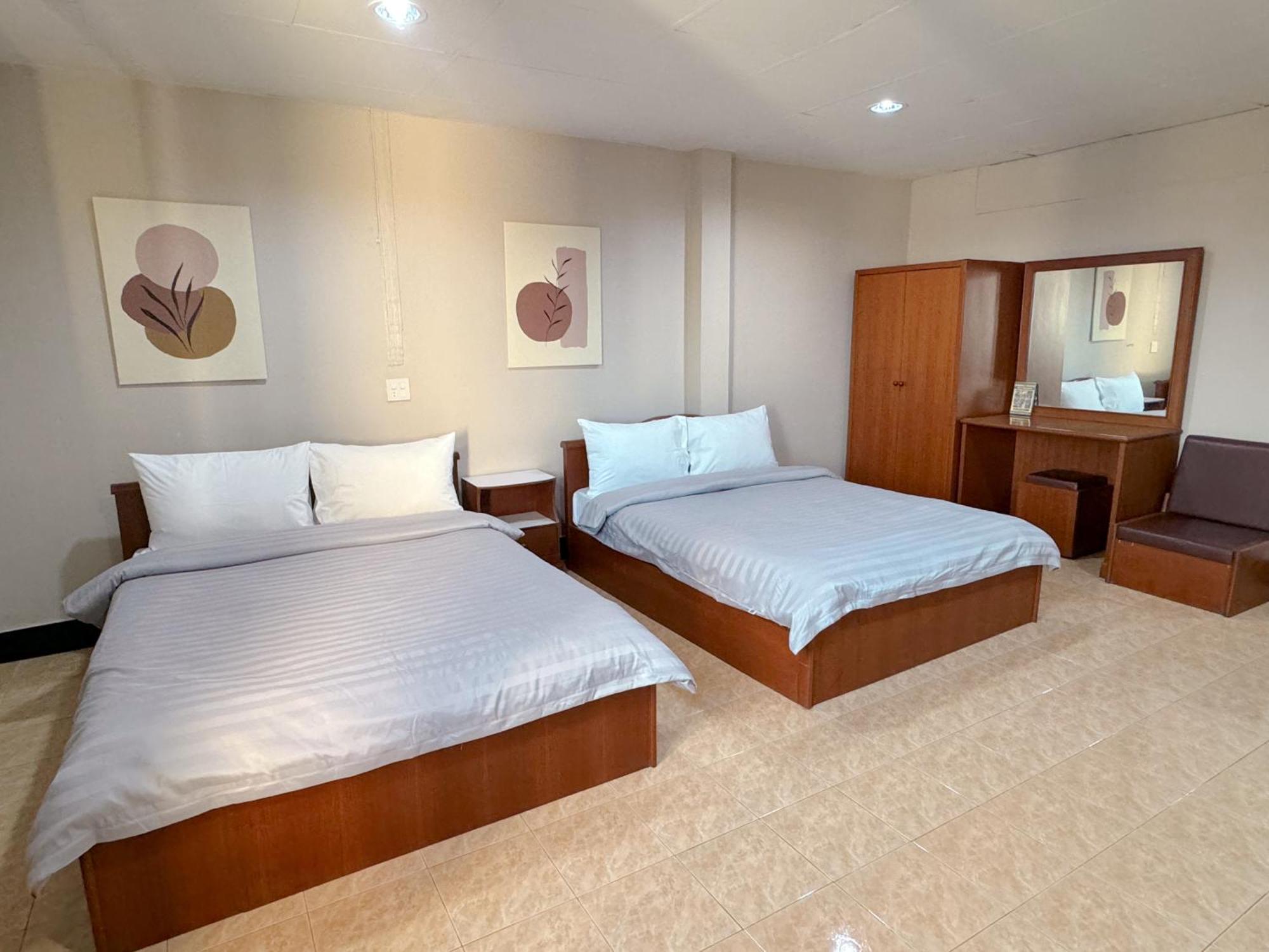 Tokyo Hotel Nakhon Ratchasima Ngoại thất bức ảnh